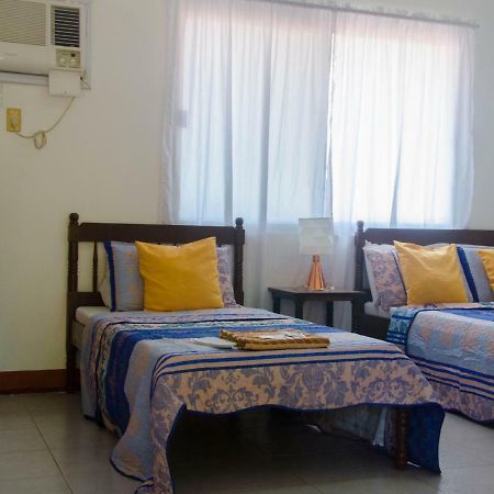Lola Itang Pension House Tiniguiban Exterior photo