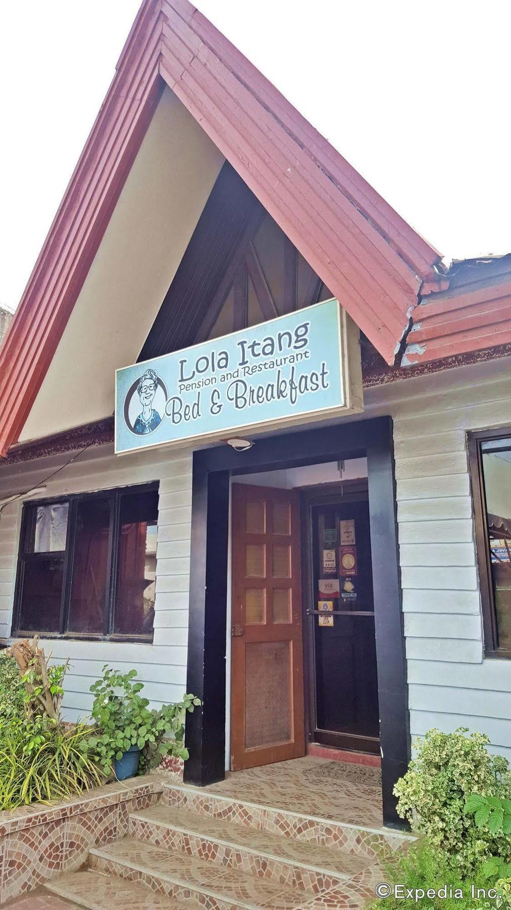 Lola Itang Pension House Tiniguiban Exterior photo