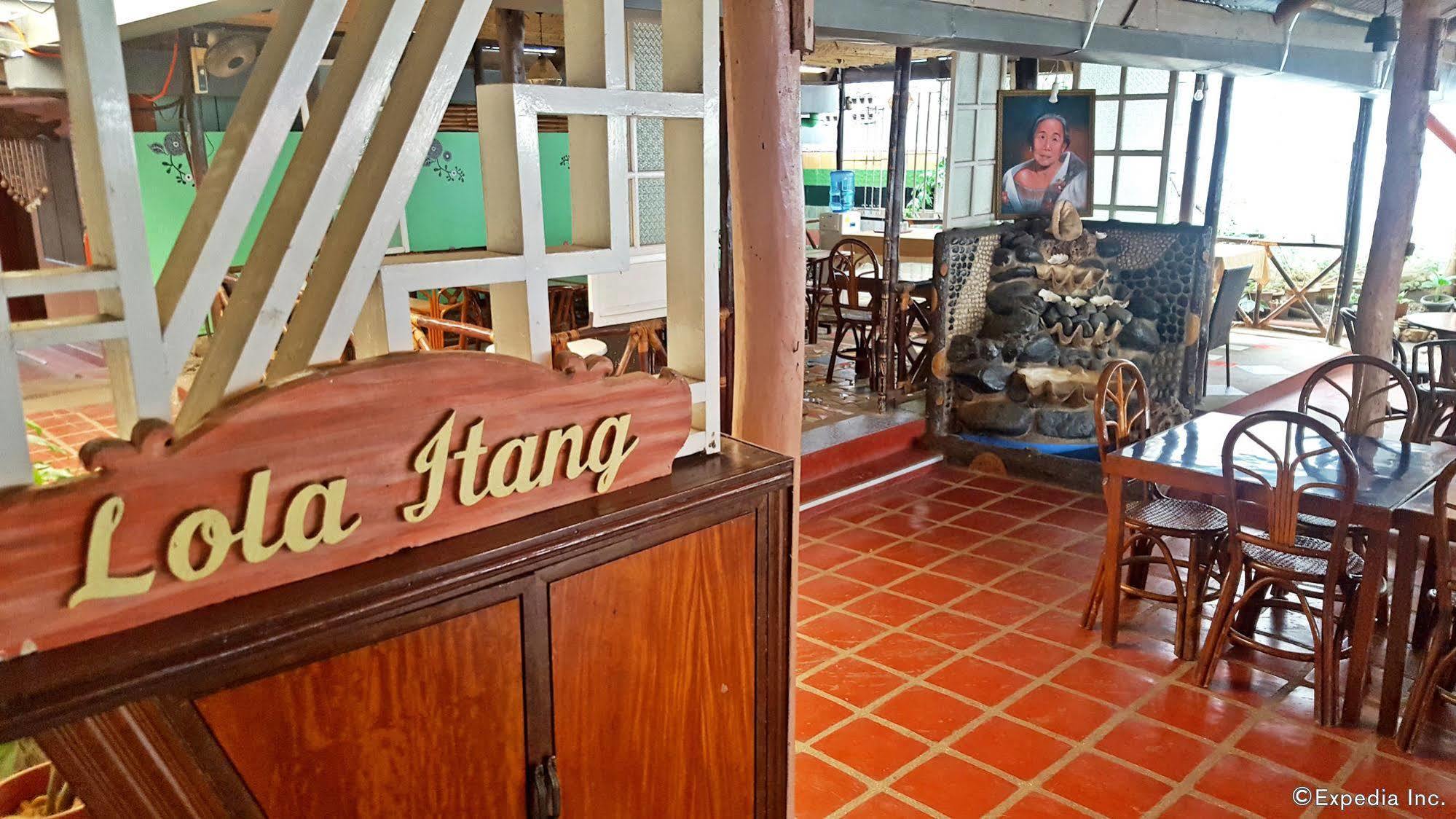 Lola Itang Pension House Tiniguiban Exterior photo