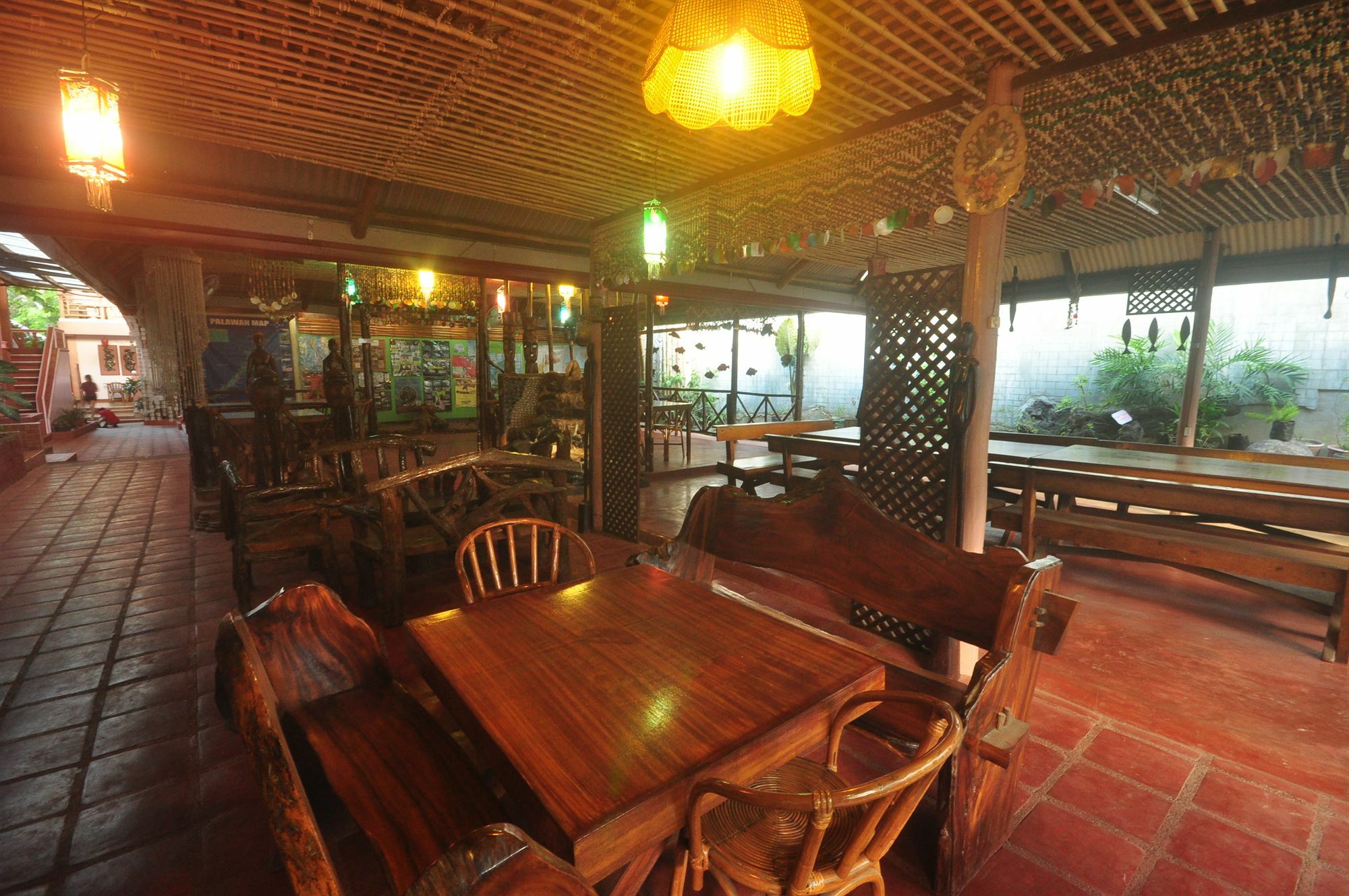 Lola Itang Pension House Tiniguiban Exterior photo