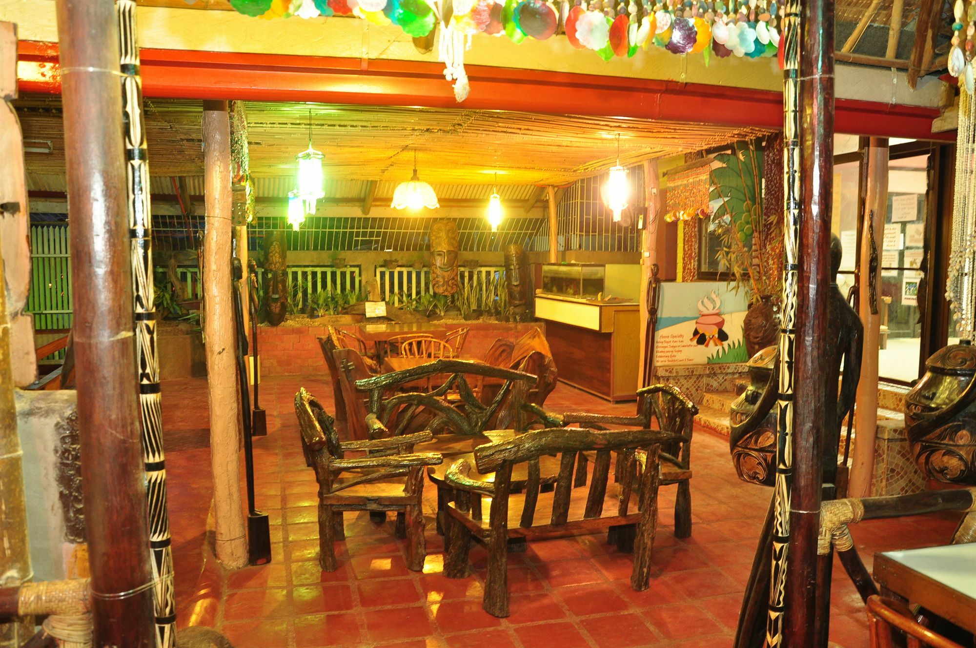 Lola Itang Pension House Tiniguiban Exterior photo