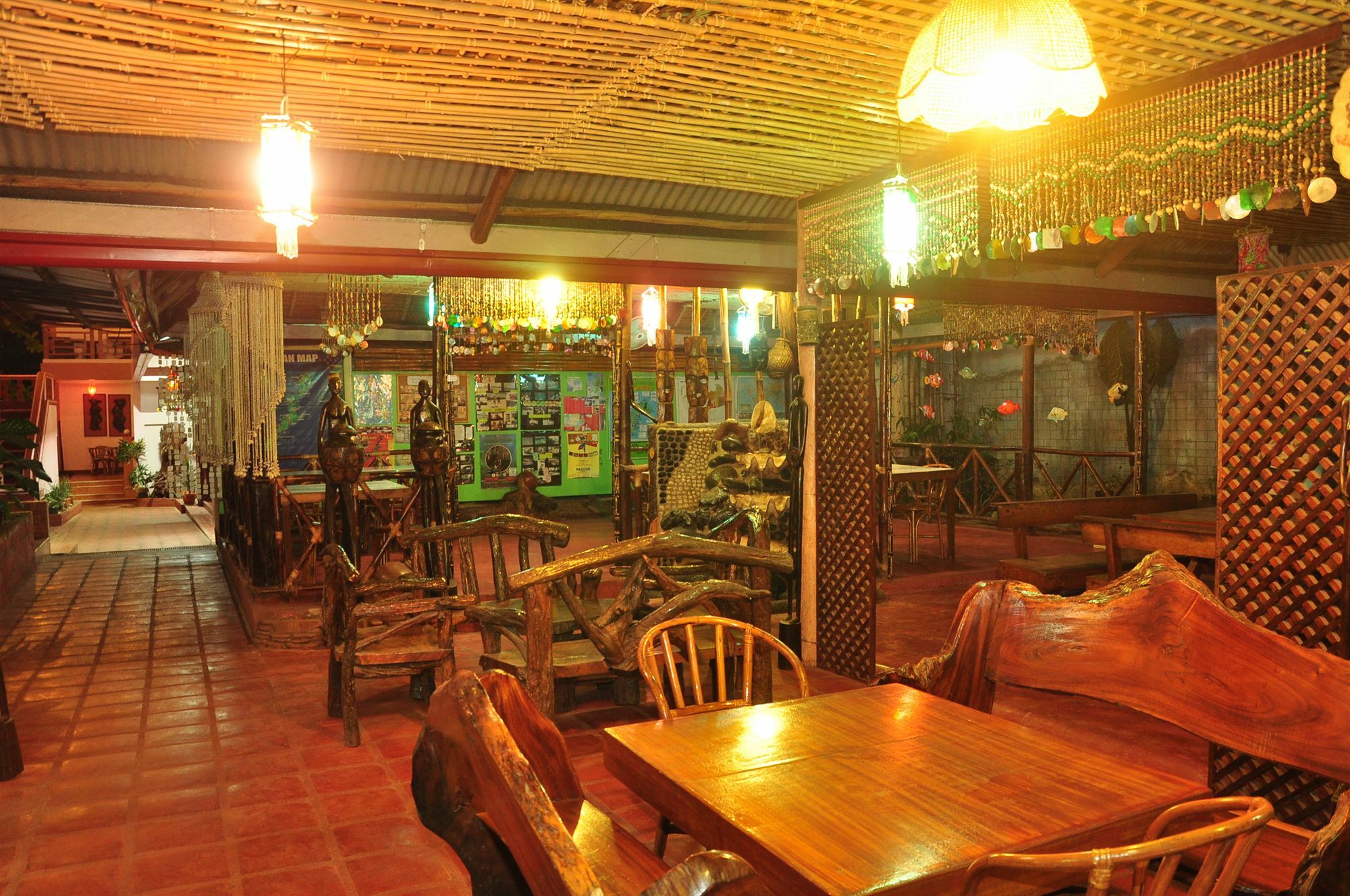 Lola Itang Pension House Tiniguiban Exterior photo